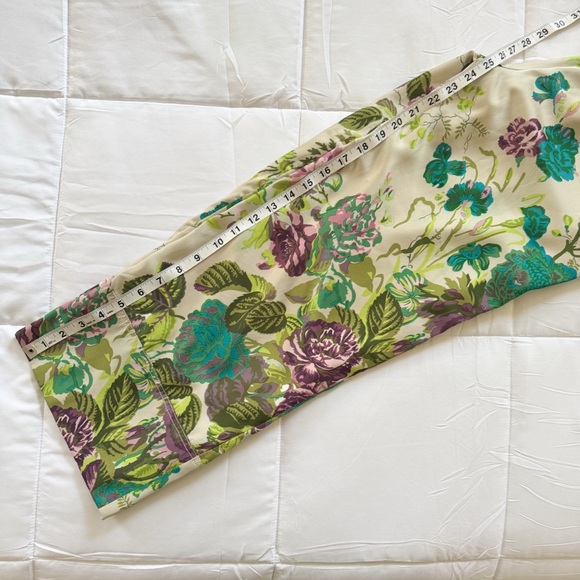 J CREW Collection Pull On Crop Pant in Ratti Leafy Floral Satin Flowy Size 0 - Picture 10 of 13
